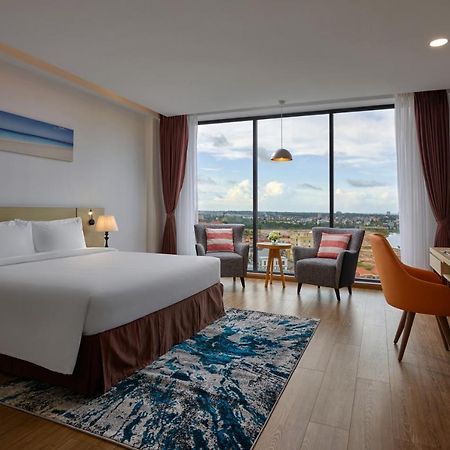 Khach San Sam Quang Binh Hotel Донг Хой Екстериор снимка