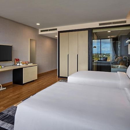 Khach San Sam Quang Binh Hotel Донг Хой Екстериор снимка
