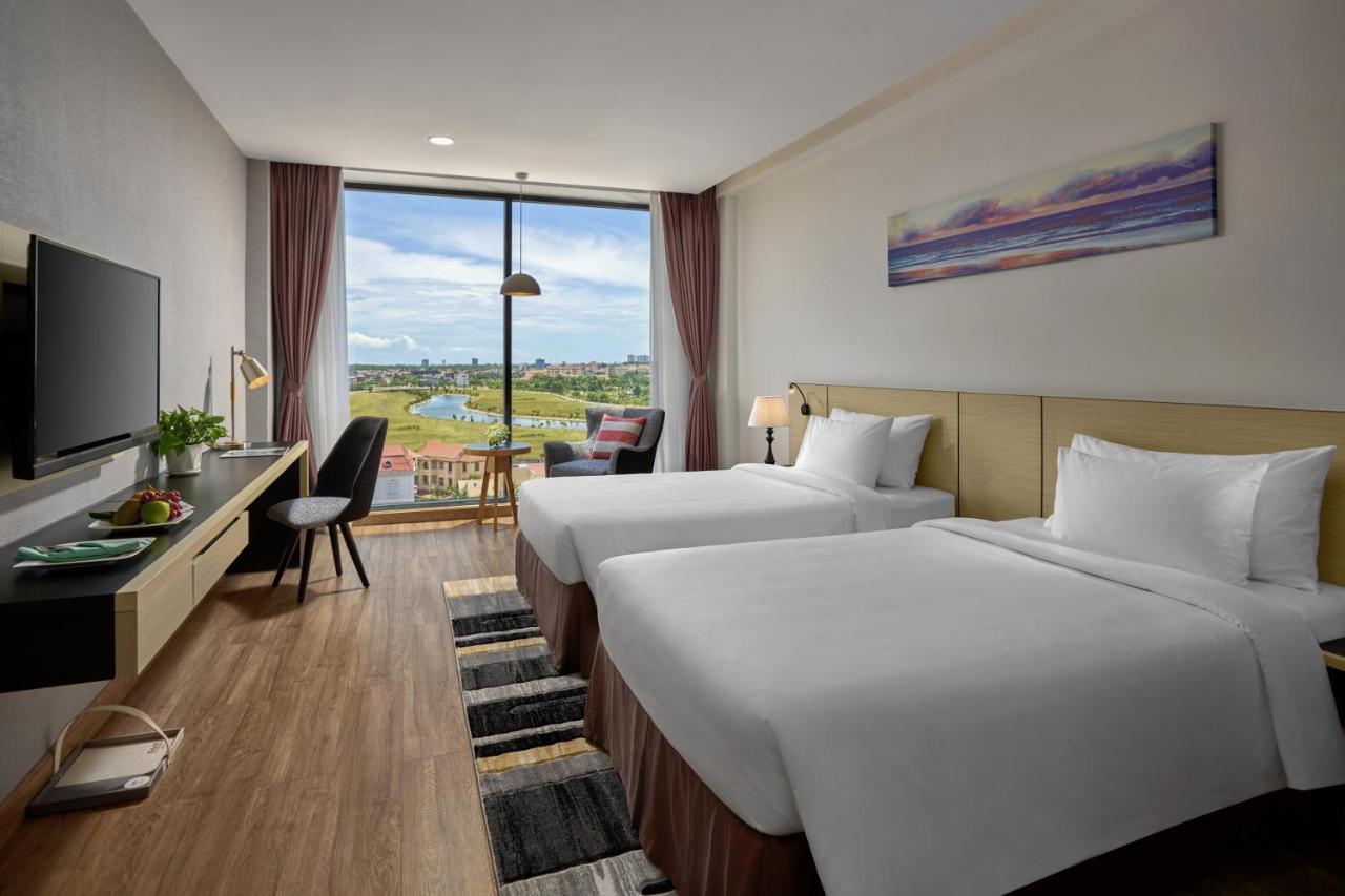 Khach San Sam Quang Binh Hotel Донг Хой Екстериор снимка