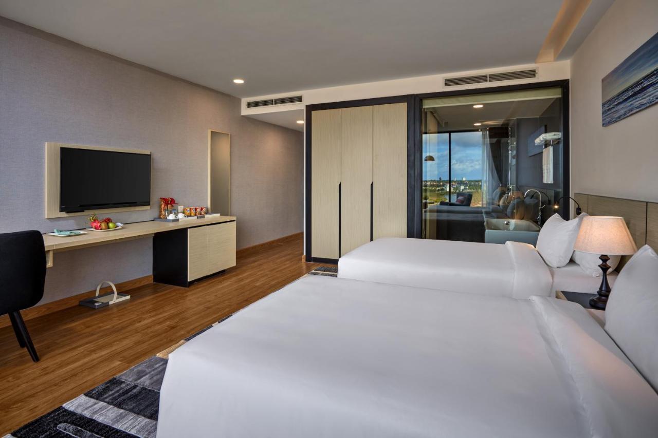 Khach San Sam Quang Binh Hotel Донг Хой Екстериор снимка