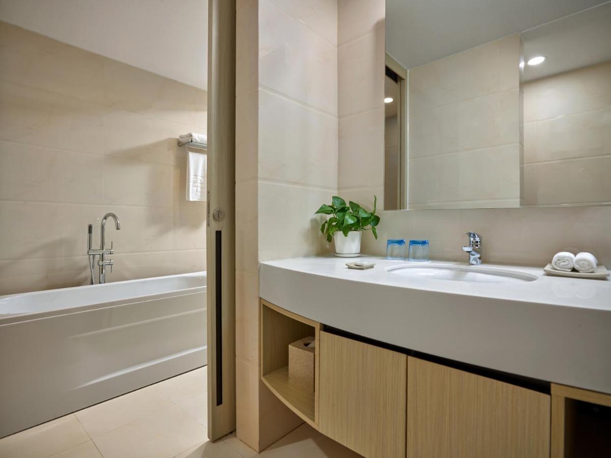 Khach San Sam Quang Binh Hotel Донг Хой Екстериор снимка