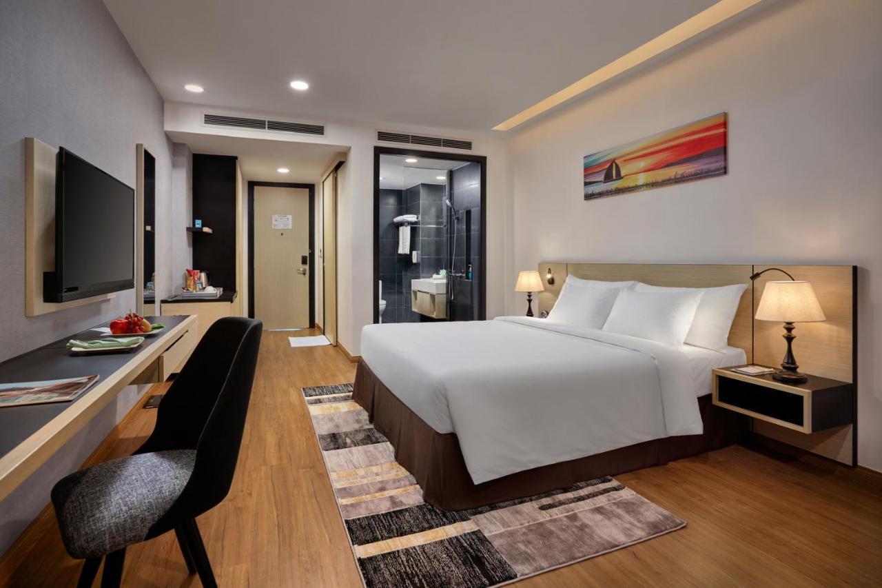 Khach San Sam Quang Binh Hotel Донг Хой Екстериор снимка