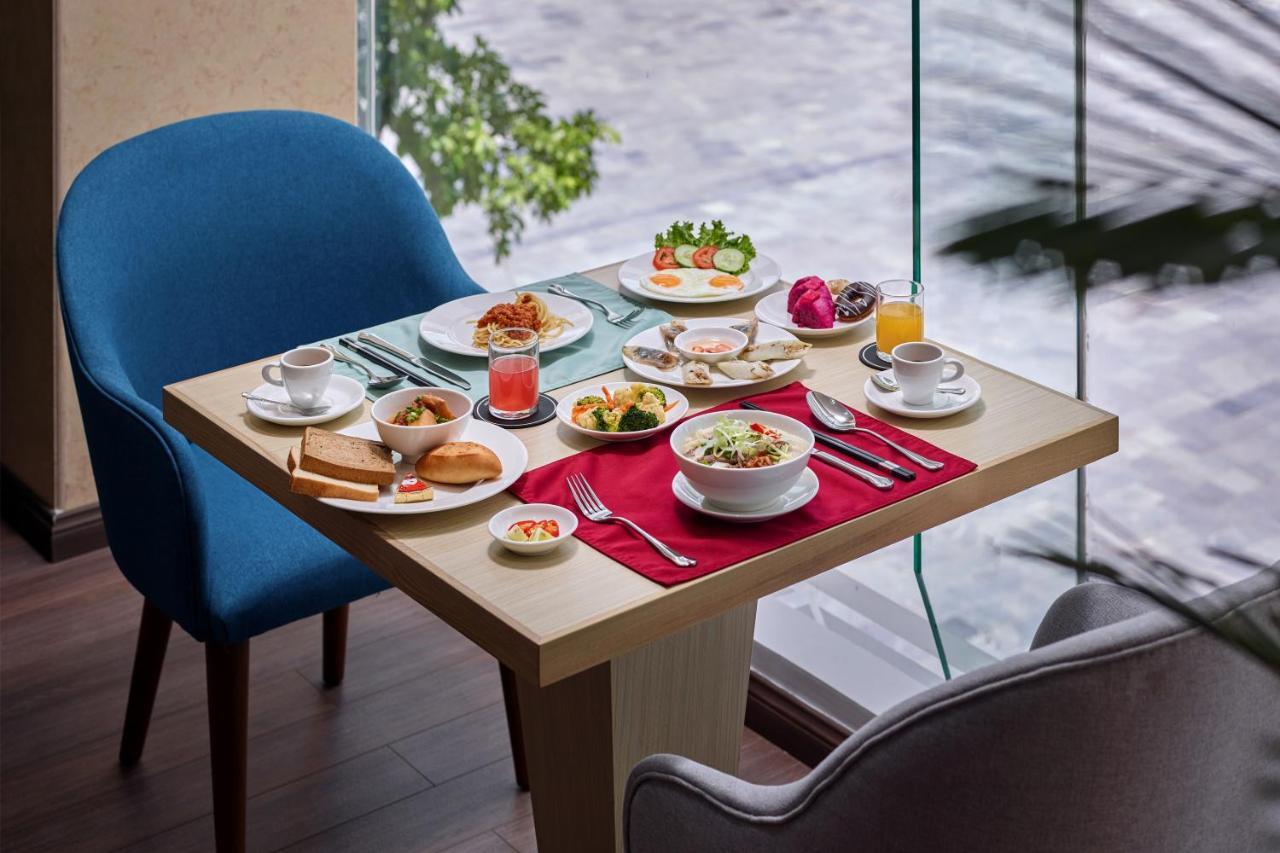 Khach San Sam Quang Binh Hotel Донг Хой Екстериор снимка