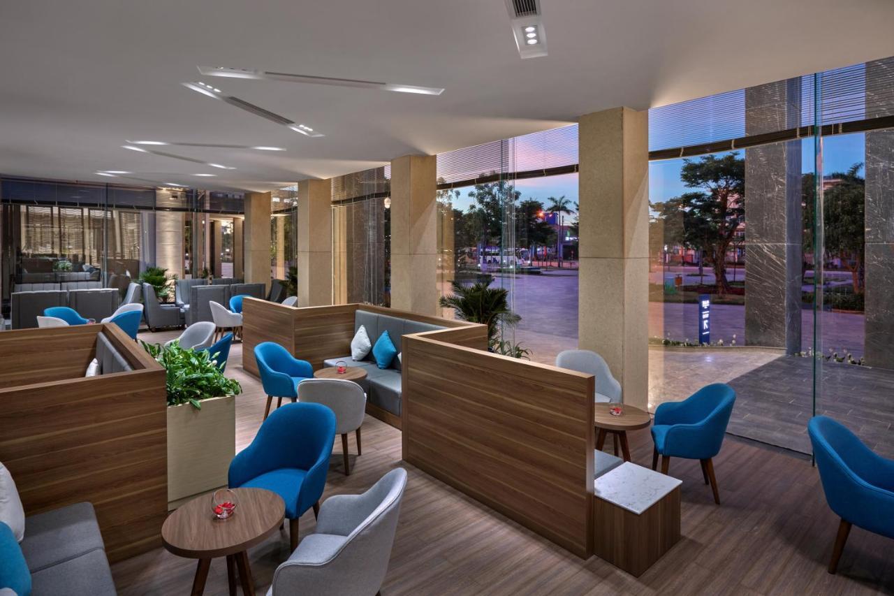 Khach San Sam Quang Binh Hotel Донг Хой Екстериор снимка
