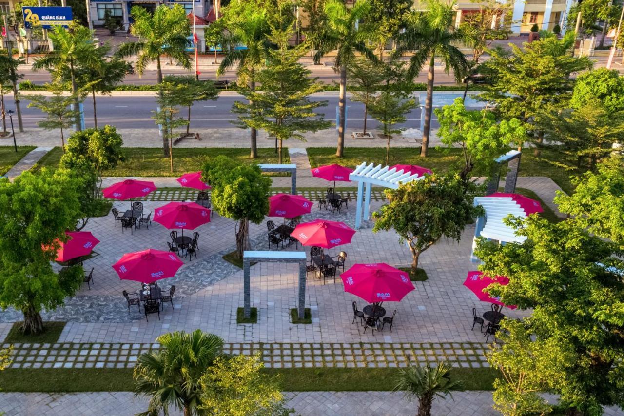 Khach San Sam Quang Binh Hotel Донг Хой Екстериор снимка