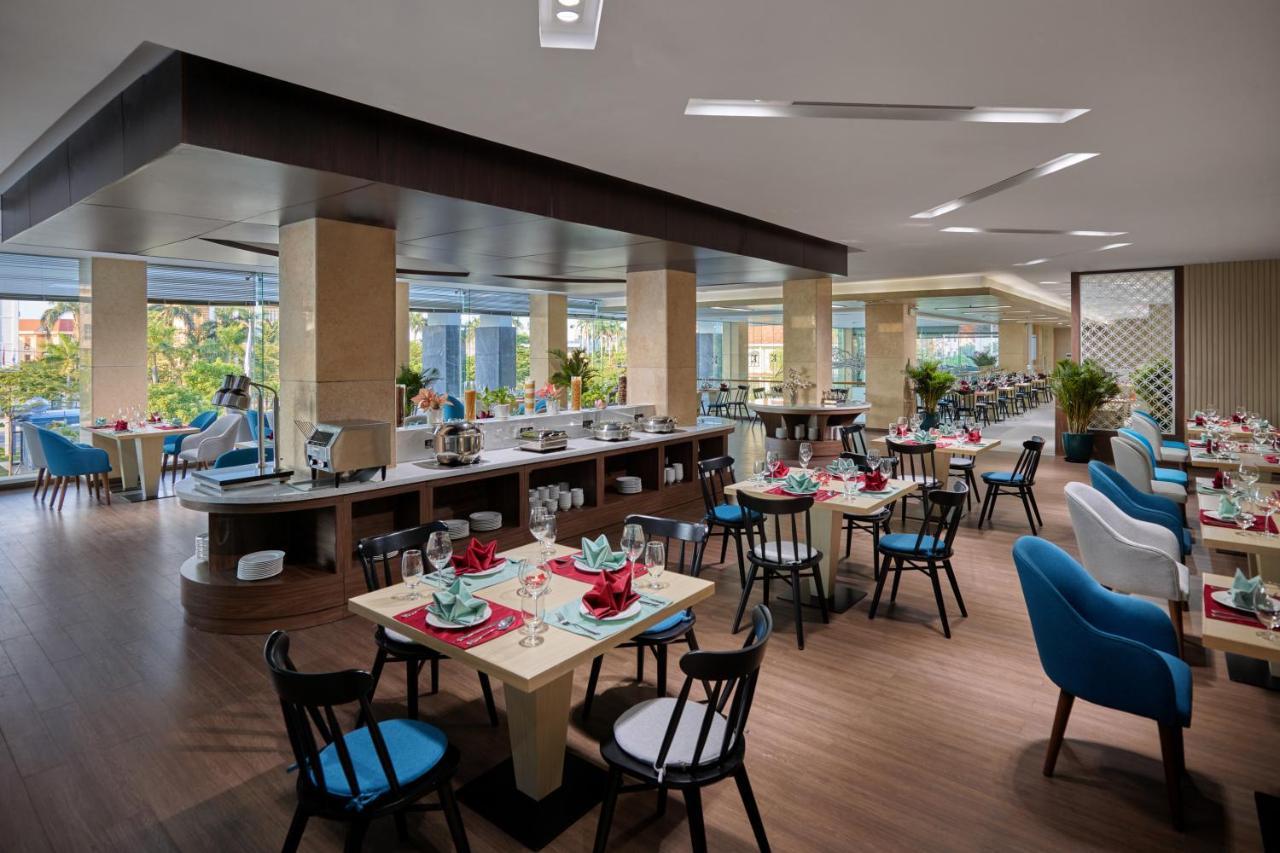Khach San Sam Quang Binh Hotel Донг Хой Екстериор снимка